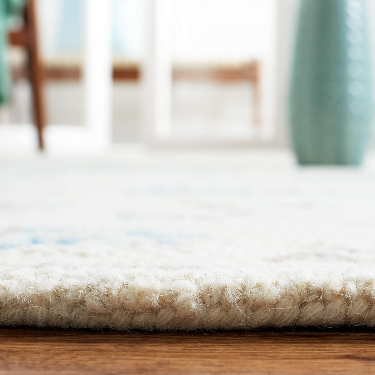 SAFAVIEH Micro-Loop Collection Area Rug - 9' x 12', Ivory & Grey, Handmade Wool, Ideal for High Traffic Areas in Living Room, Bedroom (MLP534F)