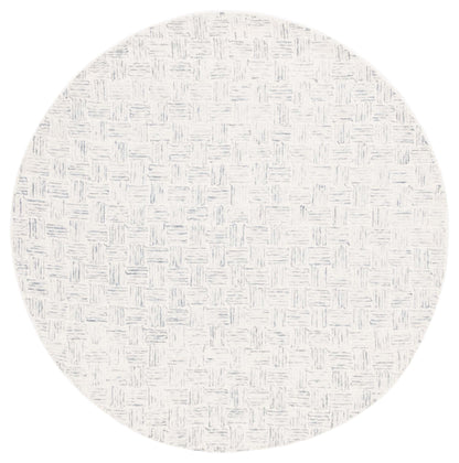 SAFAVIEH Micro-Loop Collection Area Rug - 5' Square, Light Grey & Ivory, Handmade Wool, Ideal for High Traffic Areas in Living Room, Bedroom (MLP537F)