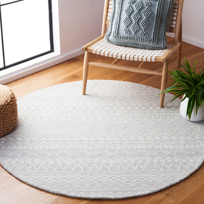 SAFAVIEH Micro-Loop Collection Accent Rug - 2'6" x 4', Blue & Ivory, Handmade Moroccan Boho Tribal Wool, Ideal for High Traffic Areas in Entryway, Living Room, Bedroom (MLP502M)