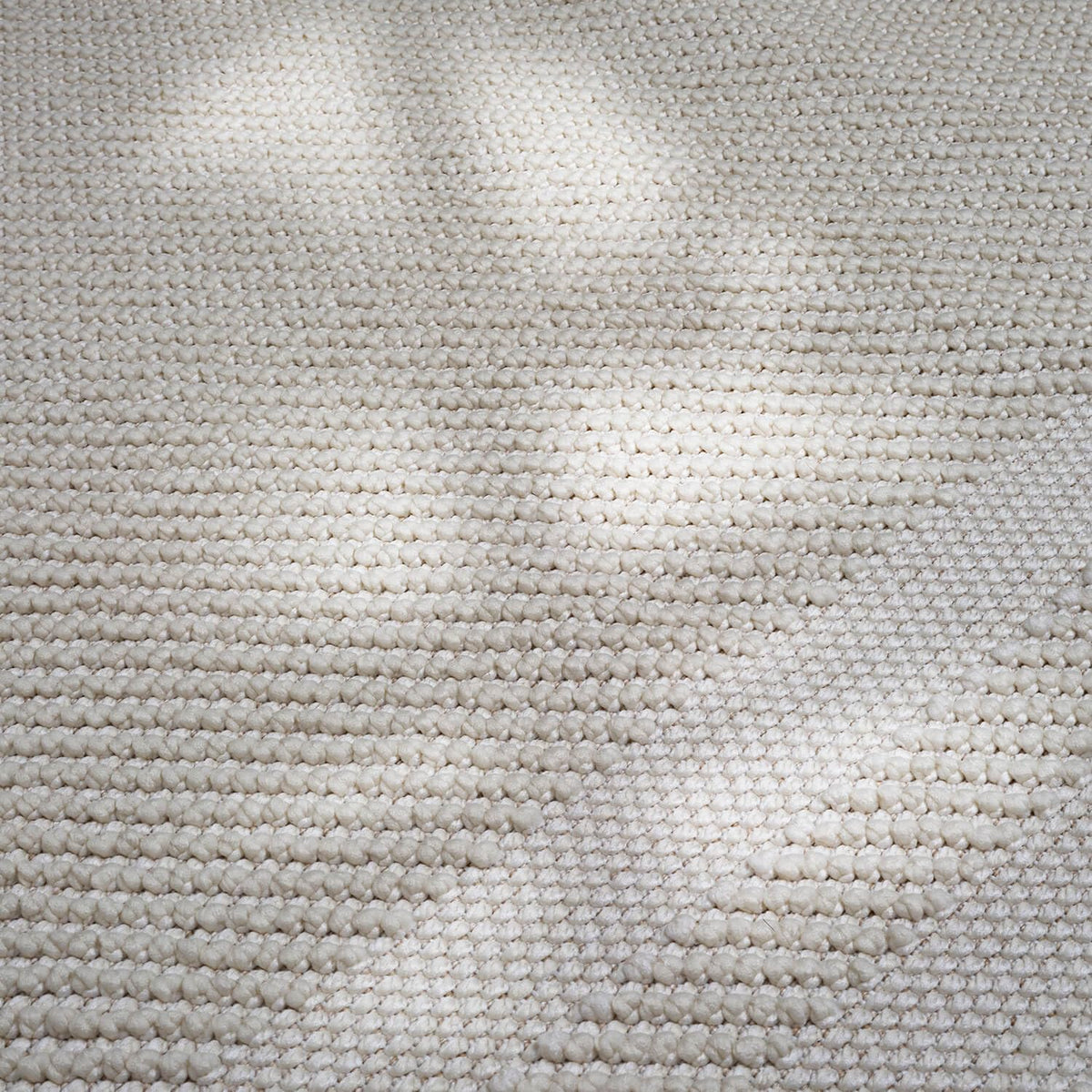 CAMILSON Micro Loop Rug 5x7 Modern Luxury Bordered Area Rugs Soft High and Low Pile Stain Resistant Easy-Cleaning Non-Shedding for Living Room Office Indoor Carpet (5 x 7 / White)