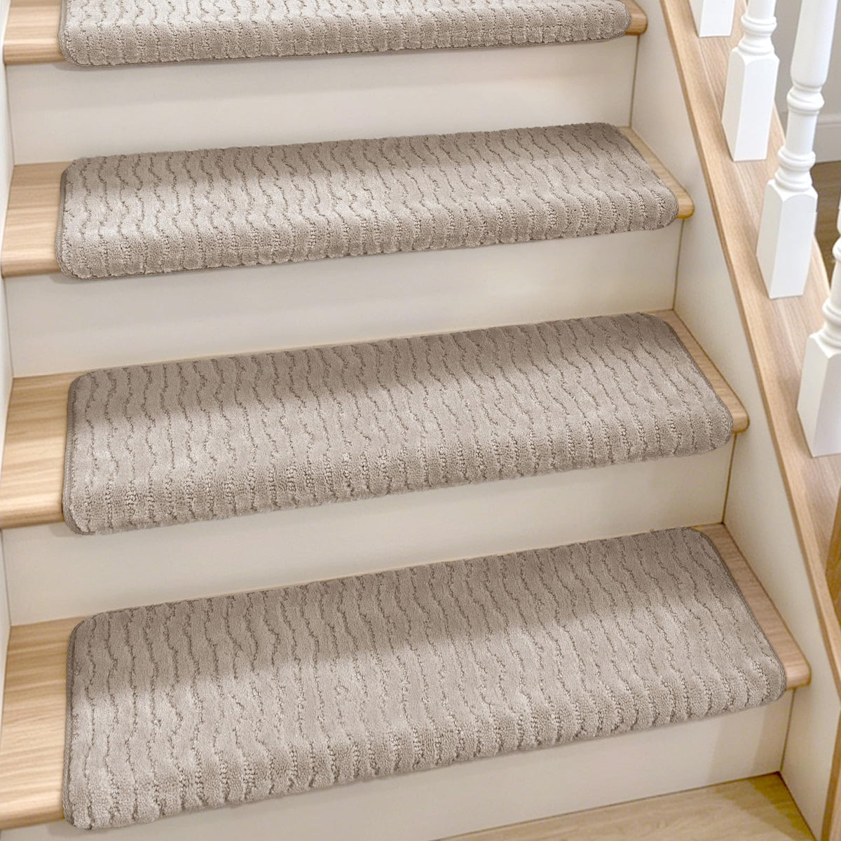 Domnesto Rounded Bullnose Carpet Stair Treads - 15 Pack, 36"