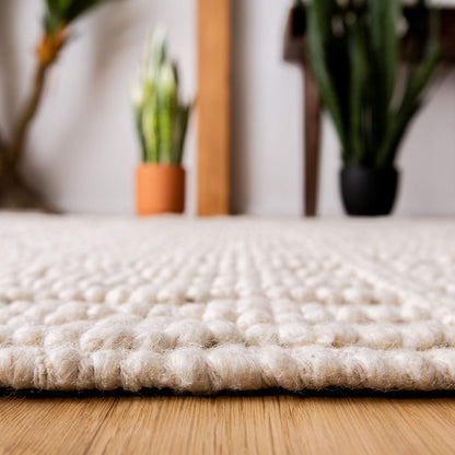 SAFAVIEH Natura Wool Square Rug 8', Boho Ivory NAT852B