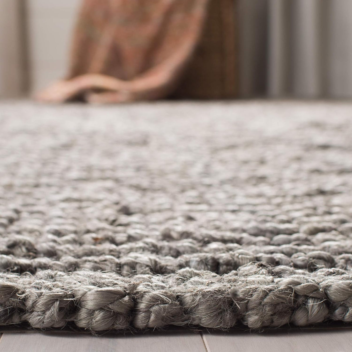 SAFAVIEH Natural Fiber Square Rug 6', Jute Knotted Light Grey NF447G