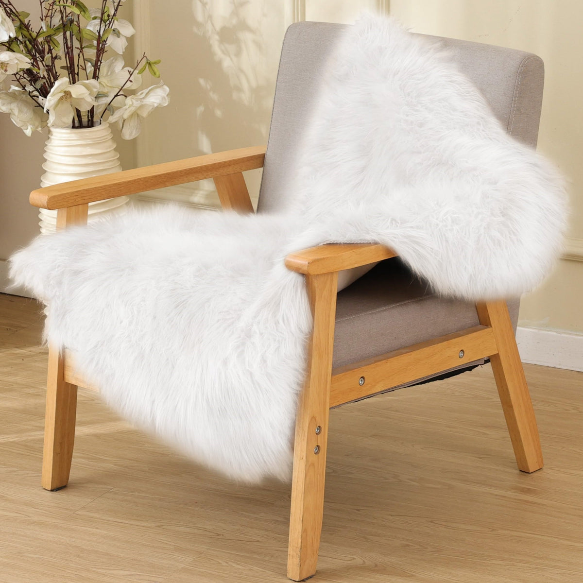 ORINOVA White Faux Sheepskin Shag Fur Runner Rugs for Living Room Bedroom Fluffy Washable Furry Area Rug 2x6 Nursery Rug Teen Room Décor