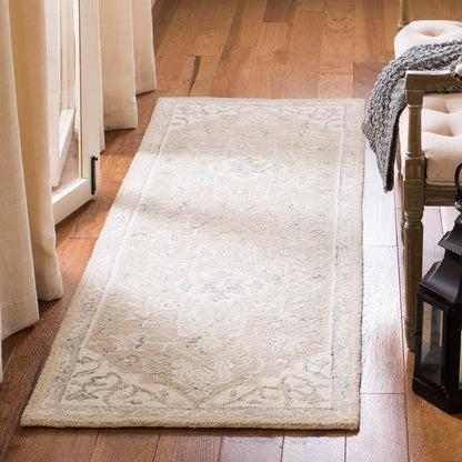 SAFAVIEH Micro-Loop Collection Accent Rug - 2'6" x 4', Light Grey & Ivory, Handmade Medallion Wool, Ideal for High Traffic Areas in Entryway, Living Room, Bedroom (MLP505F)