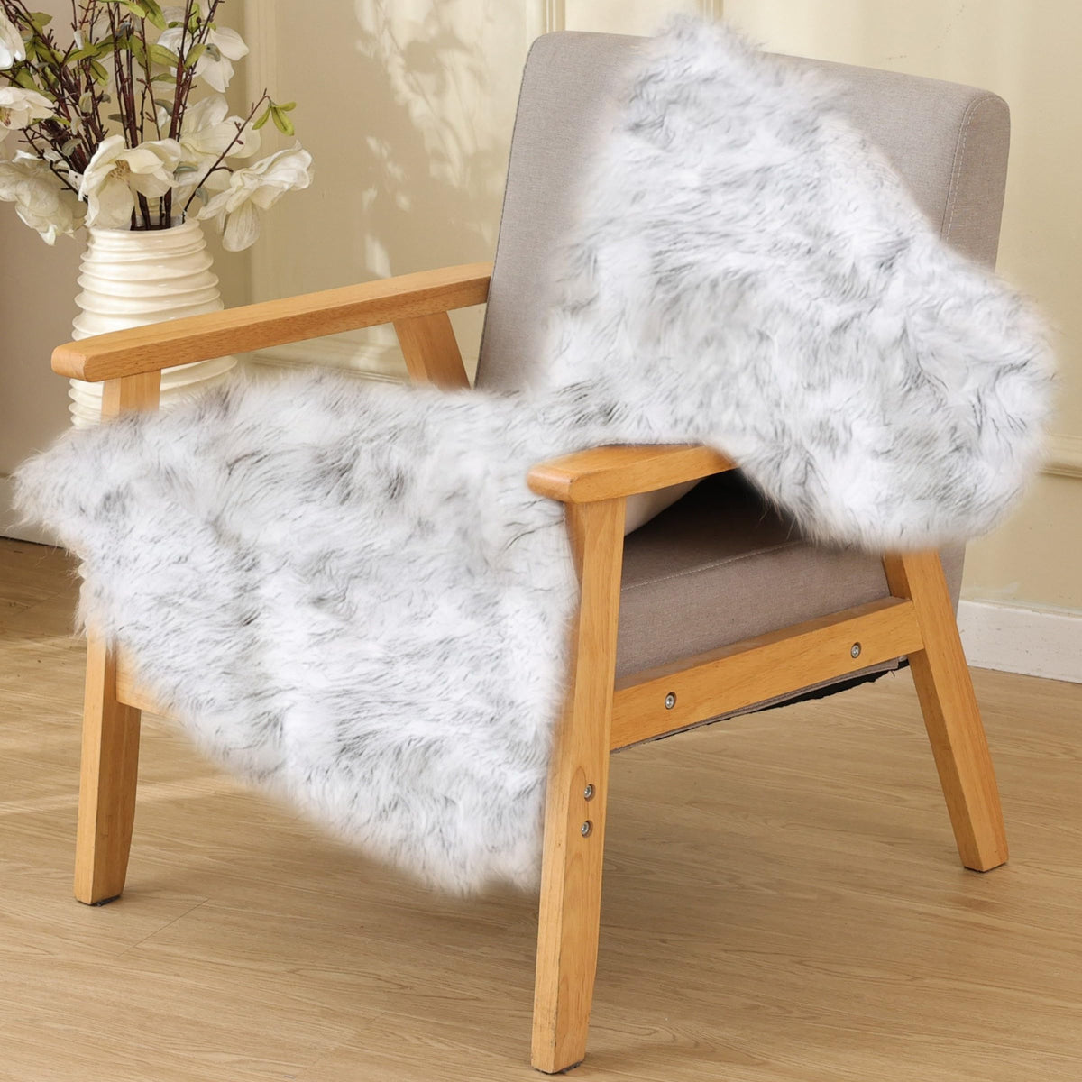 ORINOVA White Faux Sheepskin Shag Fur Runner Rugs for Living Room Bedroom Fluffy Washable Furry Area Rug 2x6 Nursery Rug Teen Room Décor
