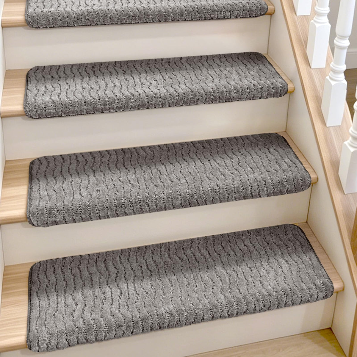 Domnesto Rounded Bullnose Carpet Stair Treads - 15 Pack, 36"