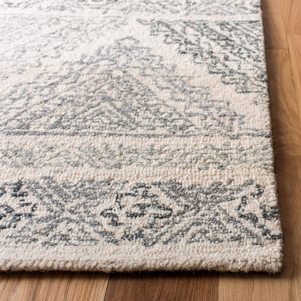 SAFAVIEH Micro-Loop Collection Area Rug - 9' x 12', Ivory & Grey, Handmade Moroccan Boho Wool, Ideal for High Traffic Areas in Living Room, Bedroom (MLP206A)