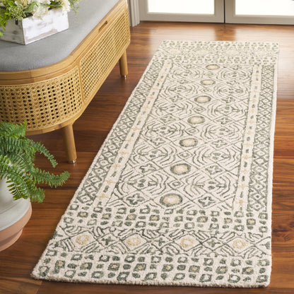 SAFAVIEH Micro-Loop Collection Accent Rug - 4' x 6', Charcoal & Ivory, Handmade Wool, Ideal for High Traffic Areas in Entryway, Living Room, Bedroom (MLP801H)