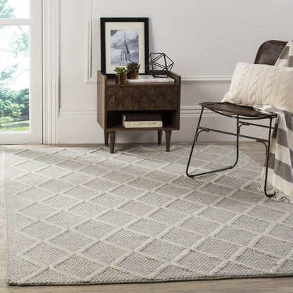 SAFAVIEH Natura Area Rug 4x6, Wool Knotted Ivory & Ivory NAT310A