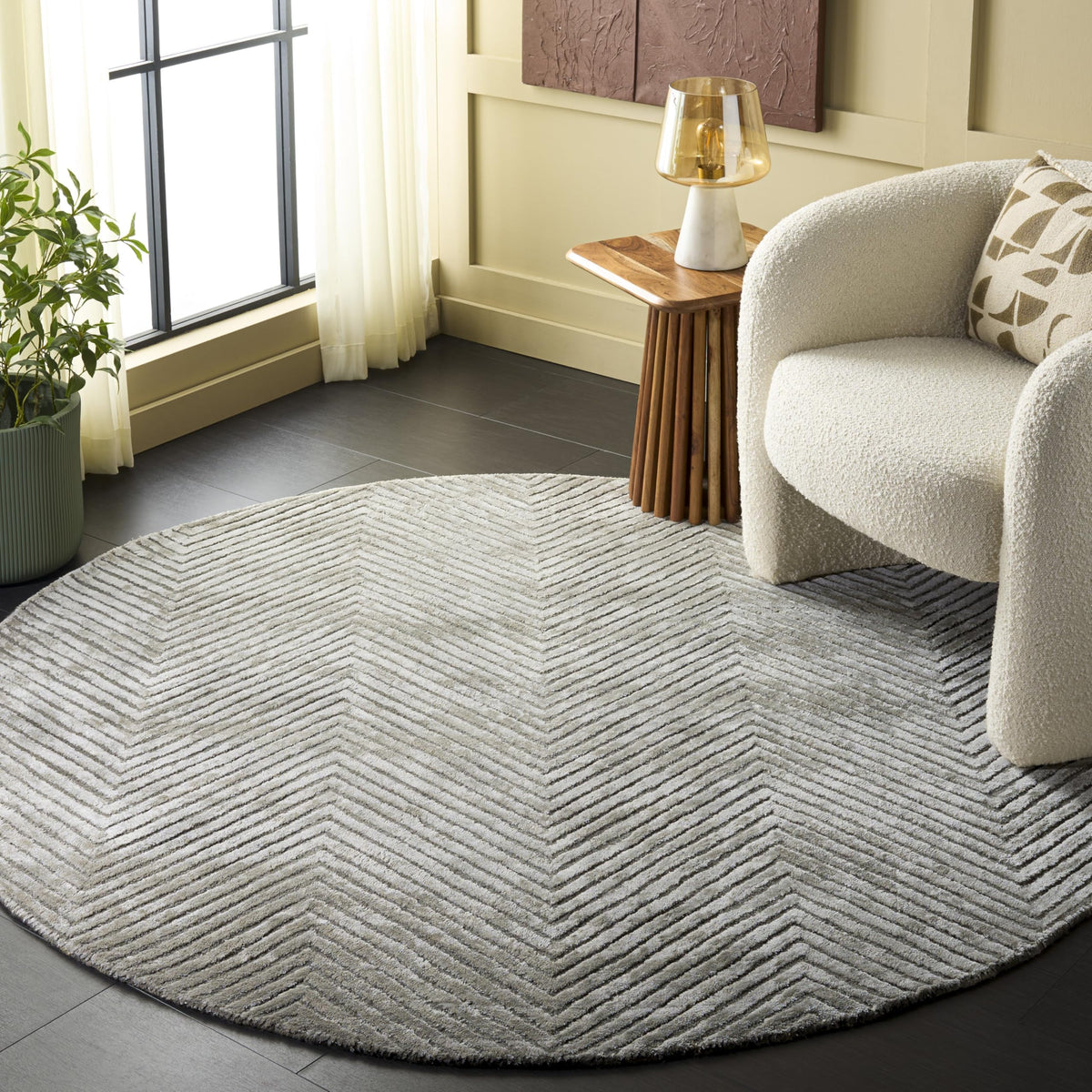 SAFAVIEH Area Rug 8x10 - Glamour Collection - Large - Modern Design, Navy, Handmade Wool Blend, Ideal for Living Room, Bedroom, Dining Space (GLM801N)