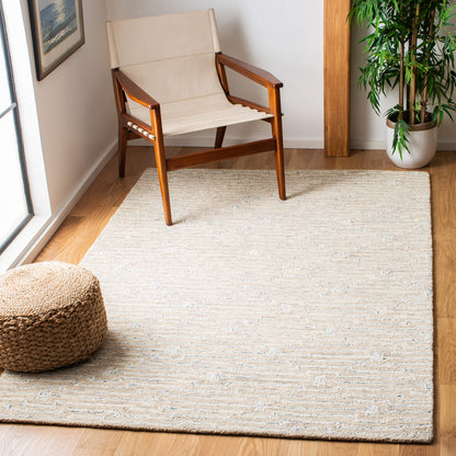 SAFAVIEH Area Rug 8x10 - Micro-Loop Collection - Large - Light Grey & Ivory, Handmade Wool, Ideal for Living Room, Bedroom, Office, Dining Space (MLP178F)