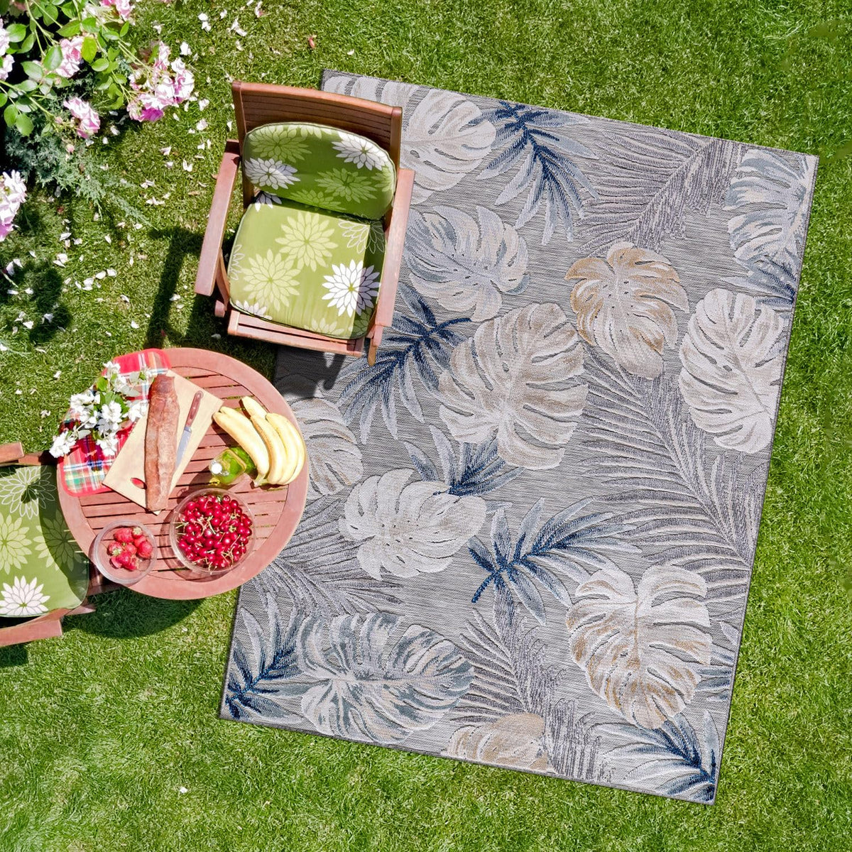 CAMILSON Indoor Outdoor Rug, Multi 5x7 Leaf Tropical Botanical Area Rugs for Indoor and Outdoor patios, Easy-Cleaning Non-Shedding Living Room, Garden and Kitchen Washable Outside Carpet (5 x 7)