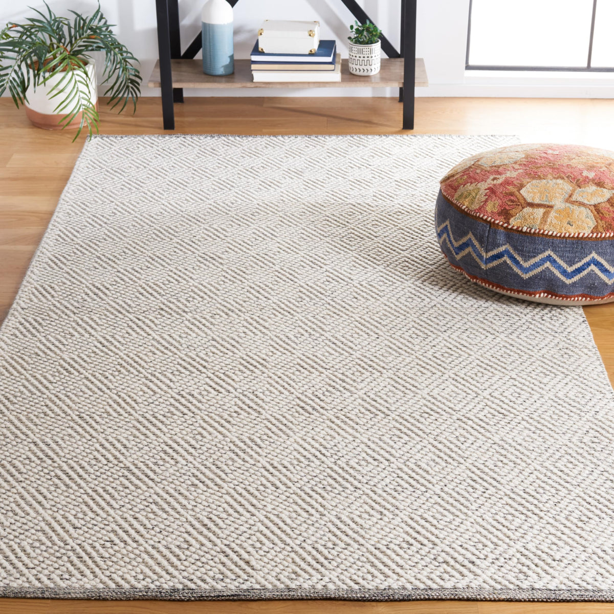 SAFAVIEH Natura Wool Area Rug 8'x10', Ivory & Light Grey NAT503A