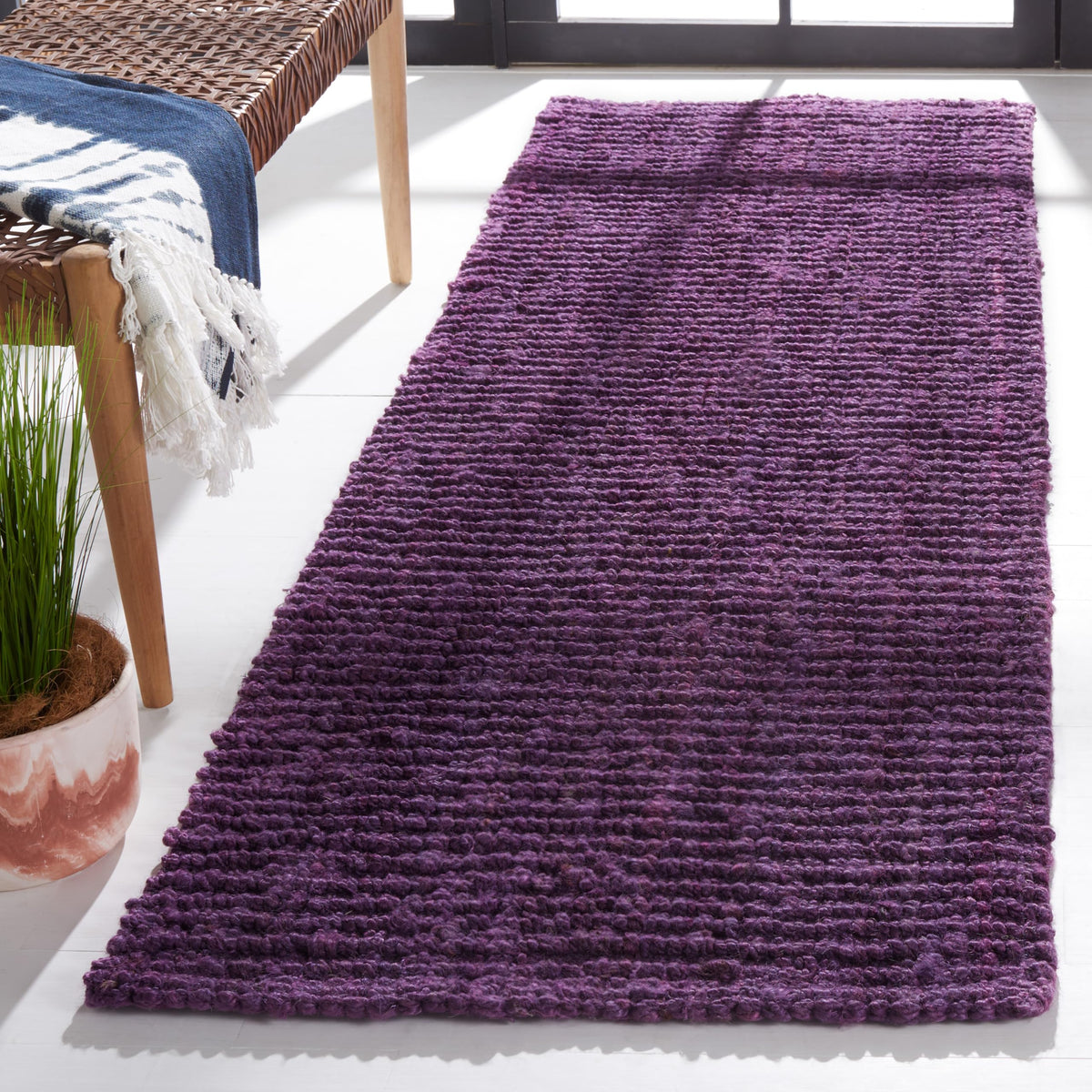 SAFAVIEH Natural Fiber Area Rug 8x10, Jute Knotted Large Natural NF447A