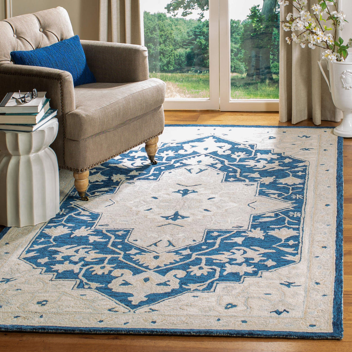 SAFAVIEH Micro-Loop Collection Area Rug - 9' x 12', Light Grey & Ivory, Handmade Medallion Wool, Ideal for High Traffic Areas in Living Room, Bedroom (MLP505F)