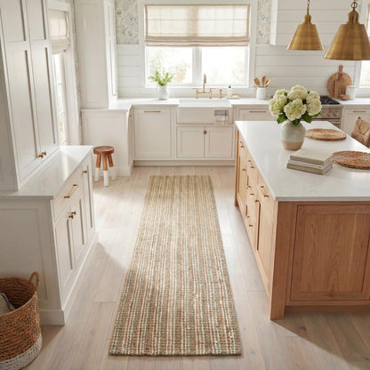 SAFAVIEH Natural Fiber Area Rug 8x10, Jute Knotted Large Natural NF447A