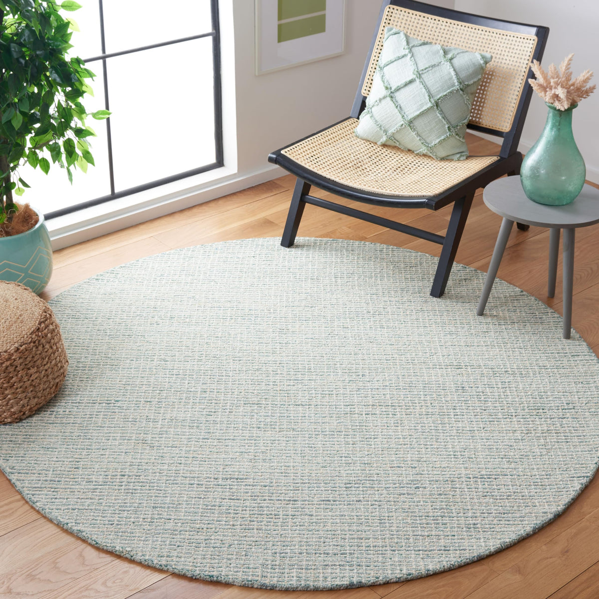 SAFAVIEH Area Rug 8x10 - Abstract Collection - Large - Green & Ivory, Handmade Wool, Ideal for Living Room, Bedroom, Office, Dining Space (ABT484Y)