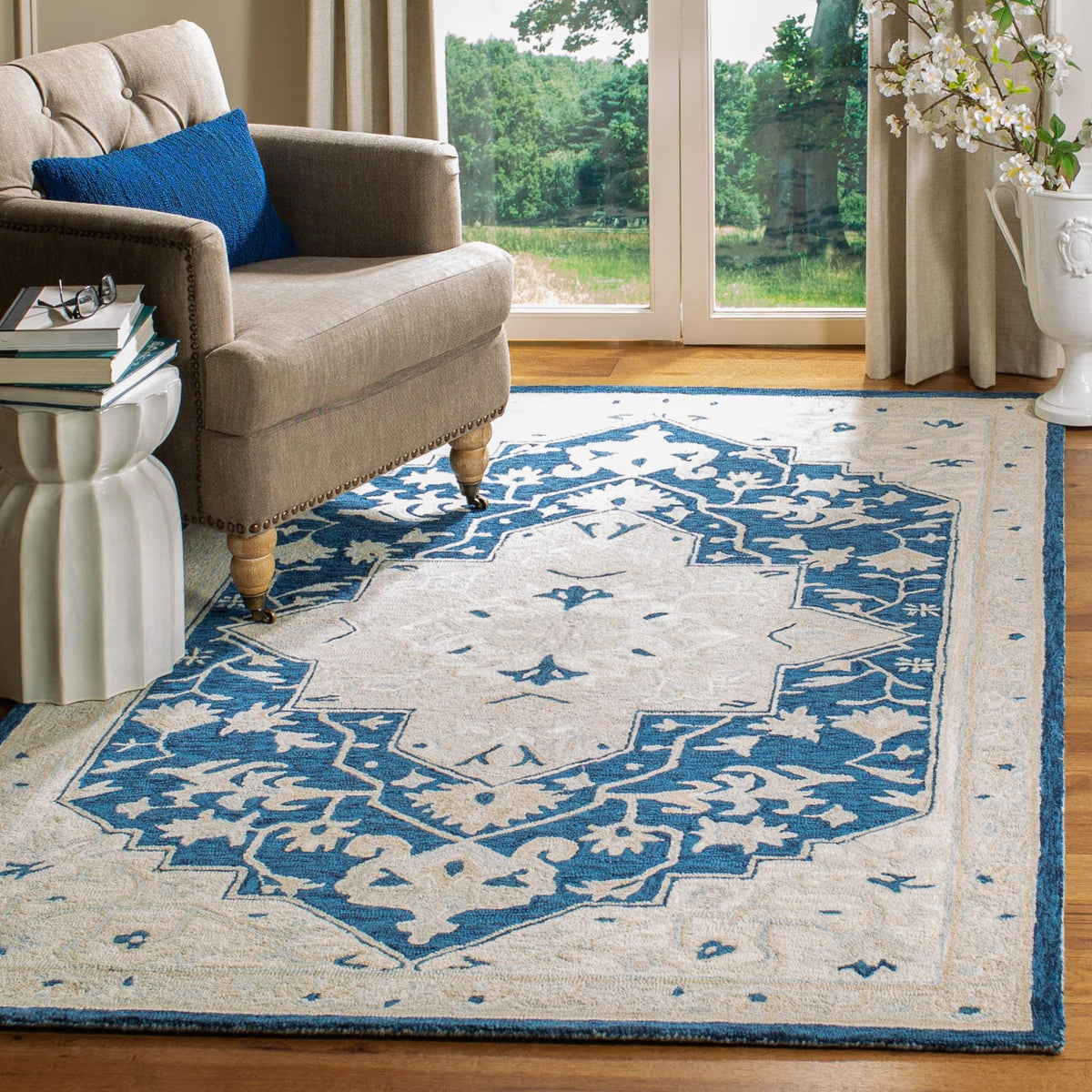 SAFAVIEH Micro-Loop Collection Area Rug - 9' x 12', Light Grey & Ivory, Handmade Medallion Wool, Ideal for High Traffic Areas in Living Room, Bedroom (MLP505F)