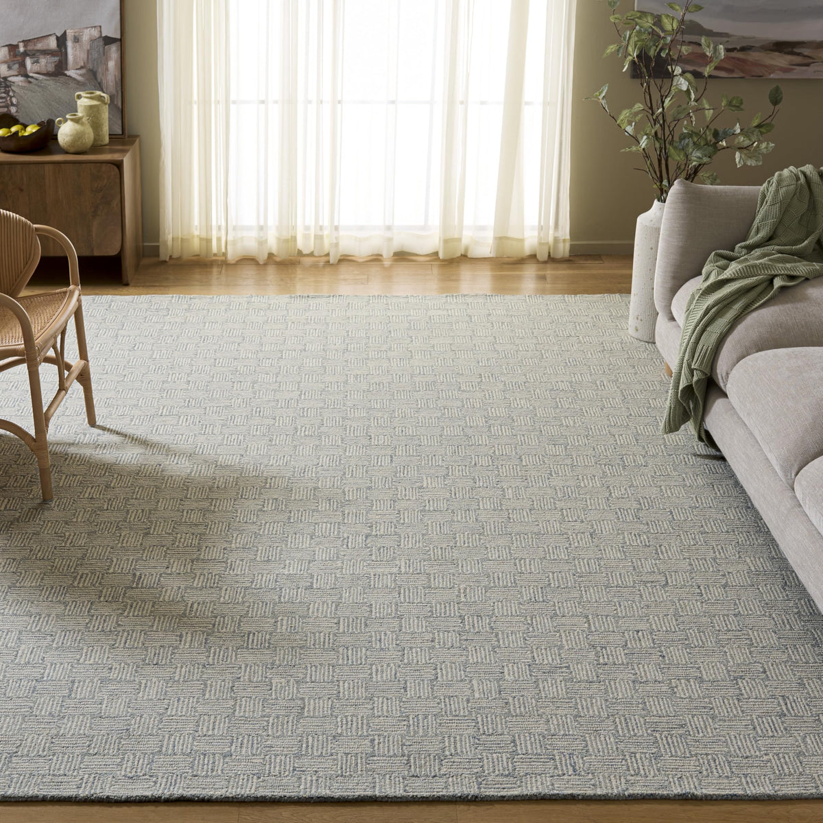 SAFAVIEH Micro-Loop Collection Area Rug - 5' Square, Light Grey & Ivory, Handmade Wool, Ideal for High Traffic Areas in Living Room, Bedroom (MLP537F)