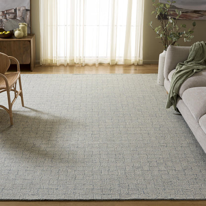 SAFAVIEH Micro-Loop Collection Area Rug - 5' Square, Light Grey & Ivory, Handmade Wool, Ideal for High Traffic Areas in Living Room, Bedroom (MLP537F)