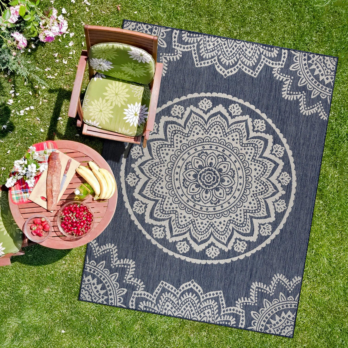 CAMILSON Outdoor Rug 5x7 Modern Area Rugs for Indoor and Outdoor Patios and Porches - Waterproof, Washable, Non-Shedding, Easy-to-Clean Outside Carpet (5 x 7, Medallion - Beige/White)