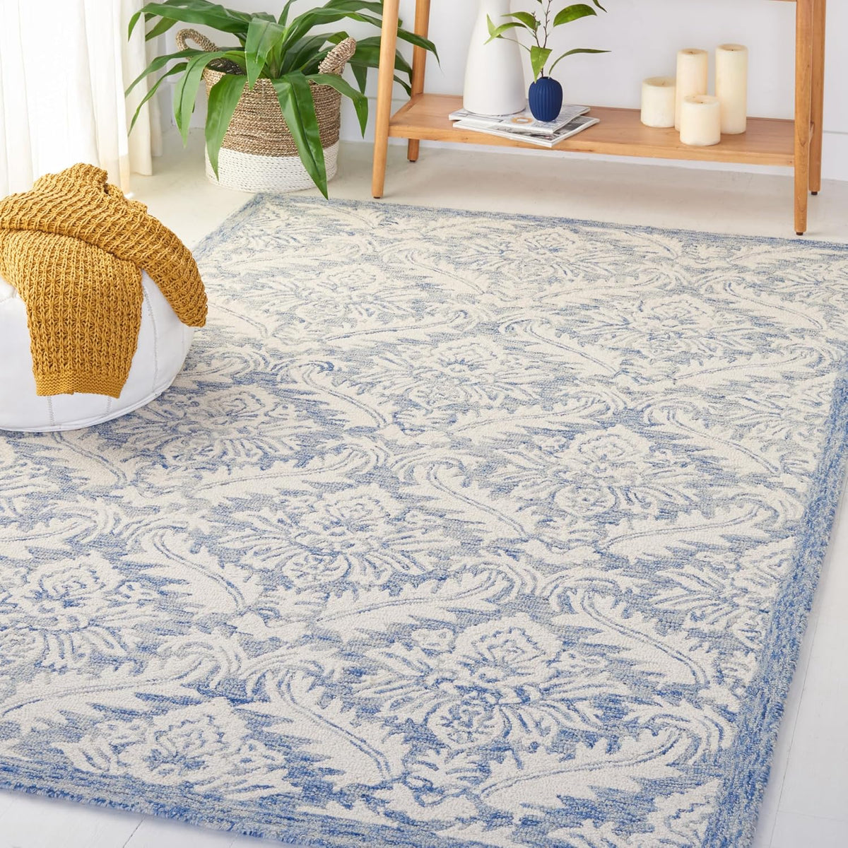 SAFAVIEH Micro-Loop Collection Area Rug - 5' x 8', Blue, Handmade Damask Wool, Ideal for High Traffic Areas in Living Room, Bedroom (MLP513M)