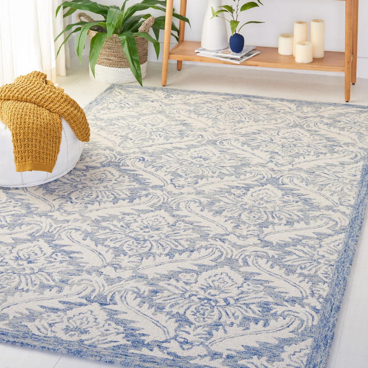 SAFAVIEH Micro-Loop Collection Area Rug - 5' x 8', Blue, Handmade Damask Wool, Ideal for High Traffic Areas in Living Room, Bedroom (MLP513M)
