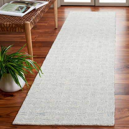 SAFAVIEH Micro-Loop Collection Area Rug - 5' Square, Light Grey & Ivory, Handmade Wool, Ideal for High Traffic Areas in Living Room, Bedroom (MLP537F)