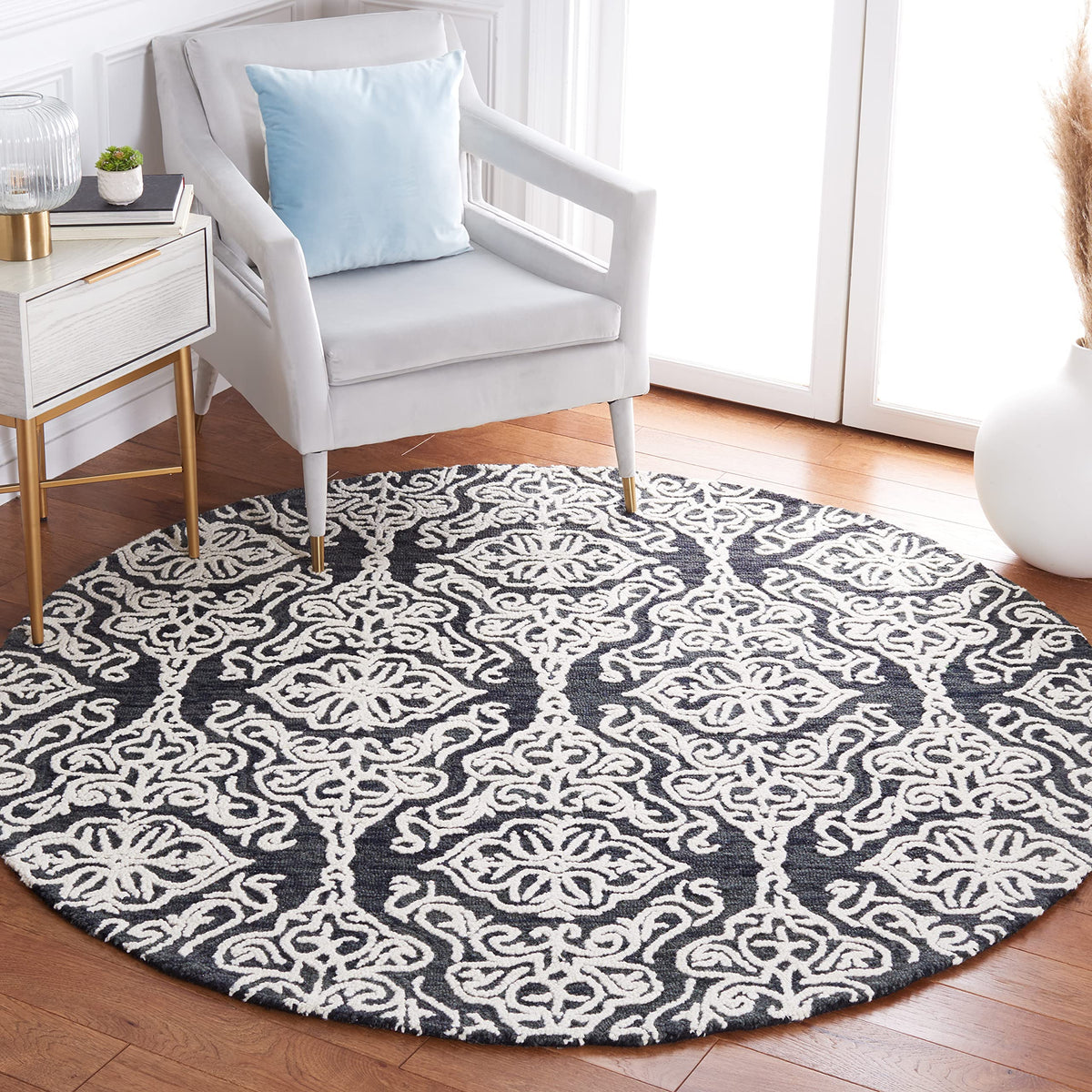 SAFAVIEH Blossom Collection Area Rug - 9' x 12', Beige & Ivory, Handmade Wool, Ideal for High Traffic Areas in Living Room, Bedroom (BLM112B)