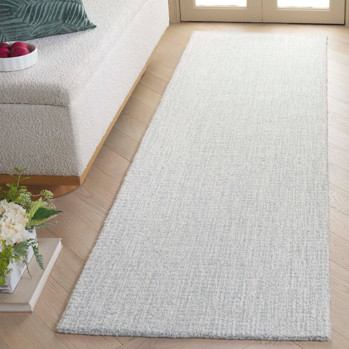 Martha Stewart x SAFAVIEH Area Rug Collection - 9' x 12', Light Grey & Ivory, Handmade Wool, Ideal for Living Room, Bedroom, Office, Dining Space (MSR3378F)