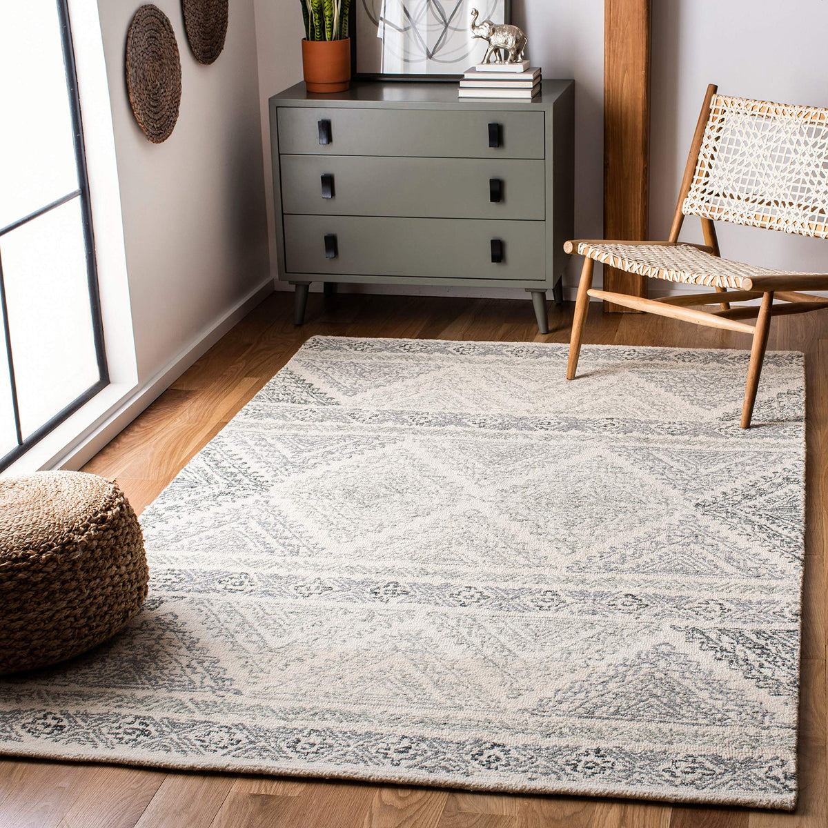 SAFAVIEH Micro-Loop Collection Area Rug - 9' x 12', Ivory & Grey, Handmade Moroccan Boho Wool, Ideal for High Traffic Areas in Living Room, Bedroom (MLP206A)