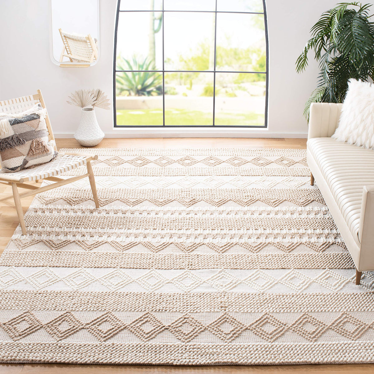 SAFAVIEH Natura Wool Area Rug 3'x5', Soft Plush Boho Grey & Ivory NAT102A