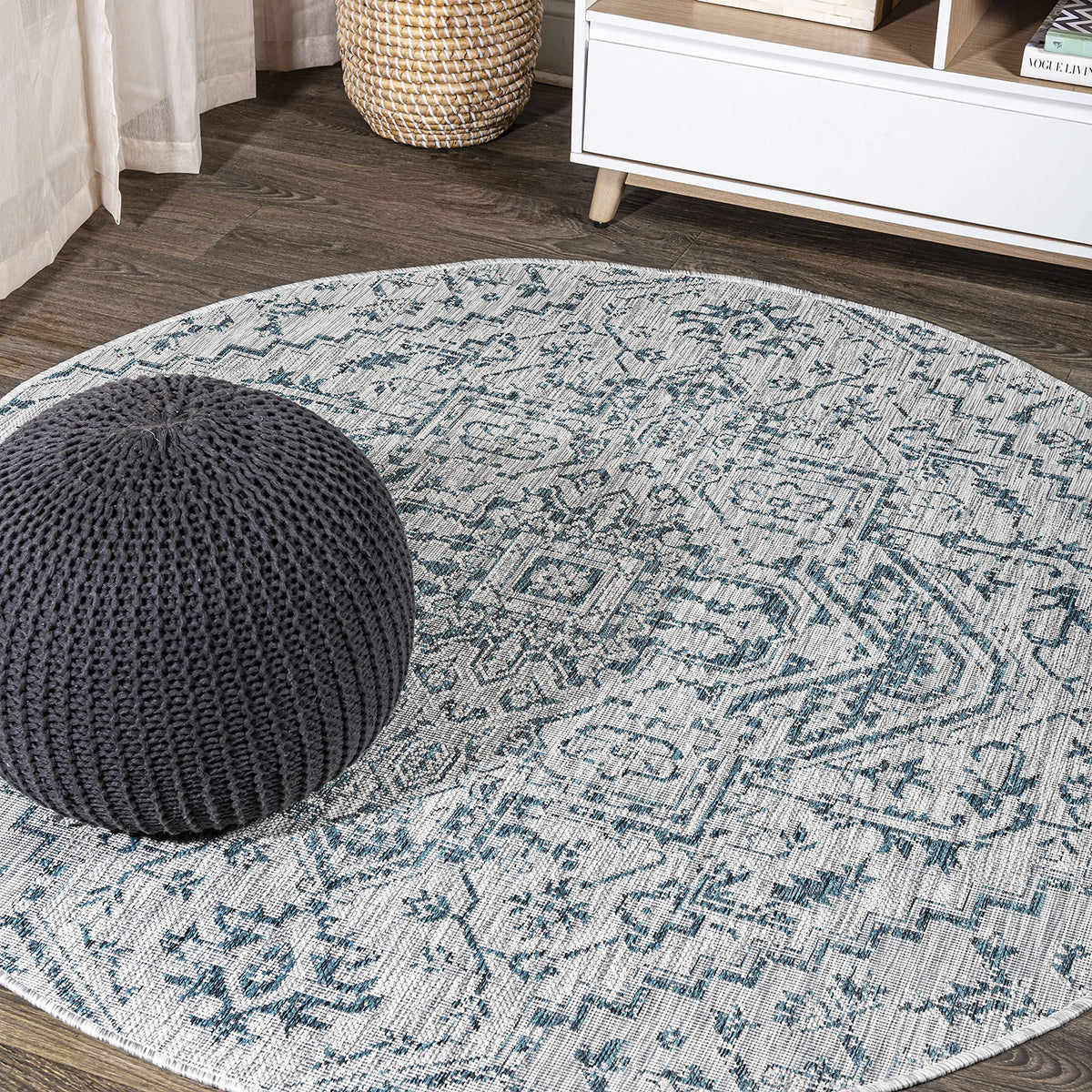 JONATHAN Y Boho Medallion Indoor Outdoor Area Rug 8X10 Black/Gray, Estrella Textured Weave for Backyard, Patio, Porch, Easy-Cleaning, High Traffic, Pet-Friendly, Non-Shedding (SMB105D-8)