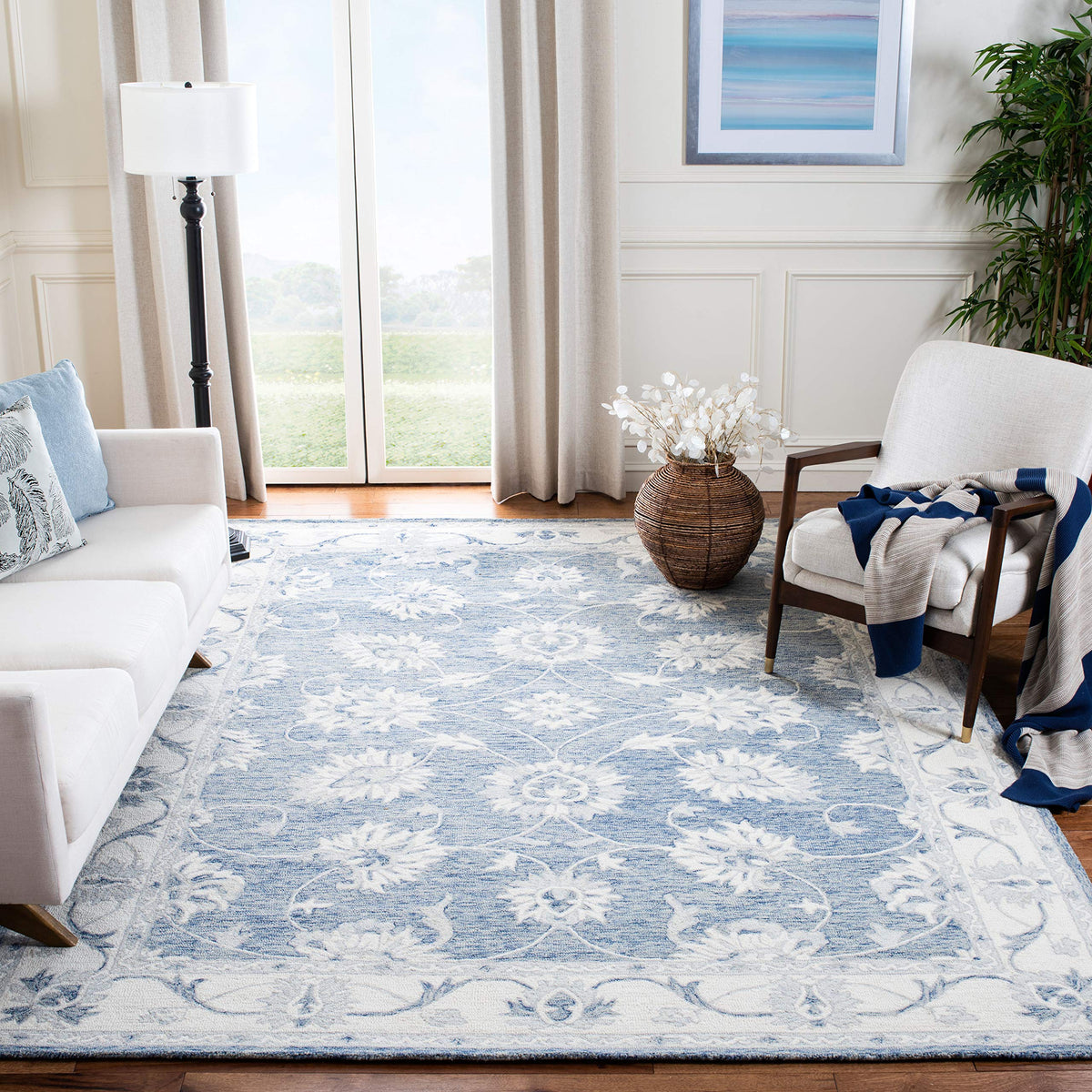 SAFAVIEH Micro-Loop Collection Area Rug - 6' x 9', Light Blue & Ivory, Handmade Wool, Ideal for High Traffic Areas in Living Room, Bedroom (MLP536L)