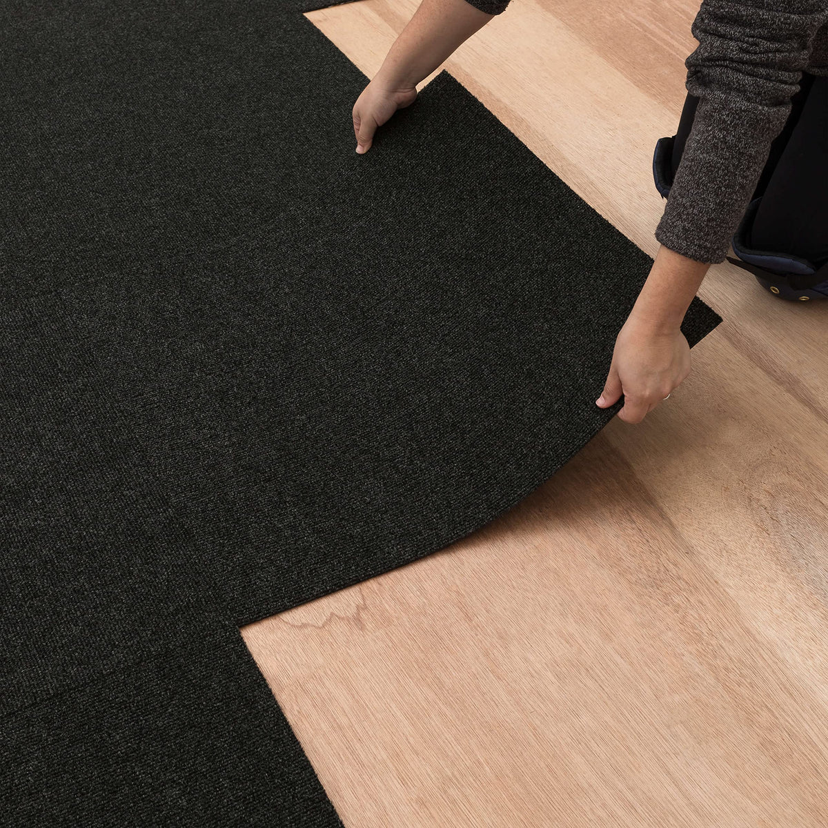 Mohawk Home 24" x 24" Indoor/Outdoor 0.25" Pile Height, Peel and Stick Carpet Tile, Grey Polyester, (15 Tiles) (60 sqft/Box)