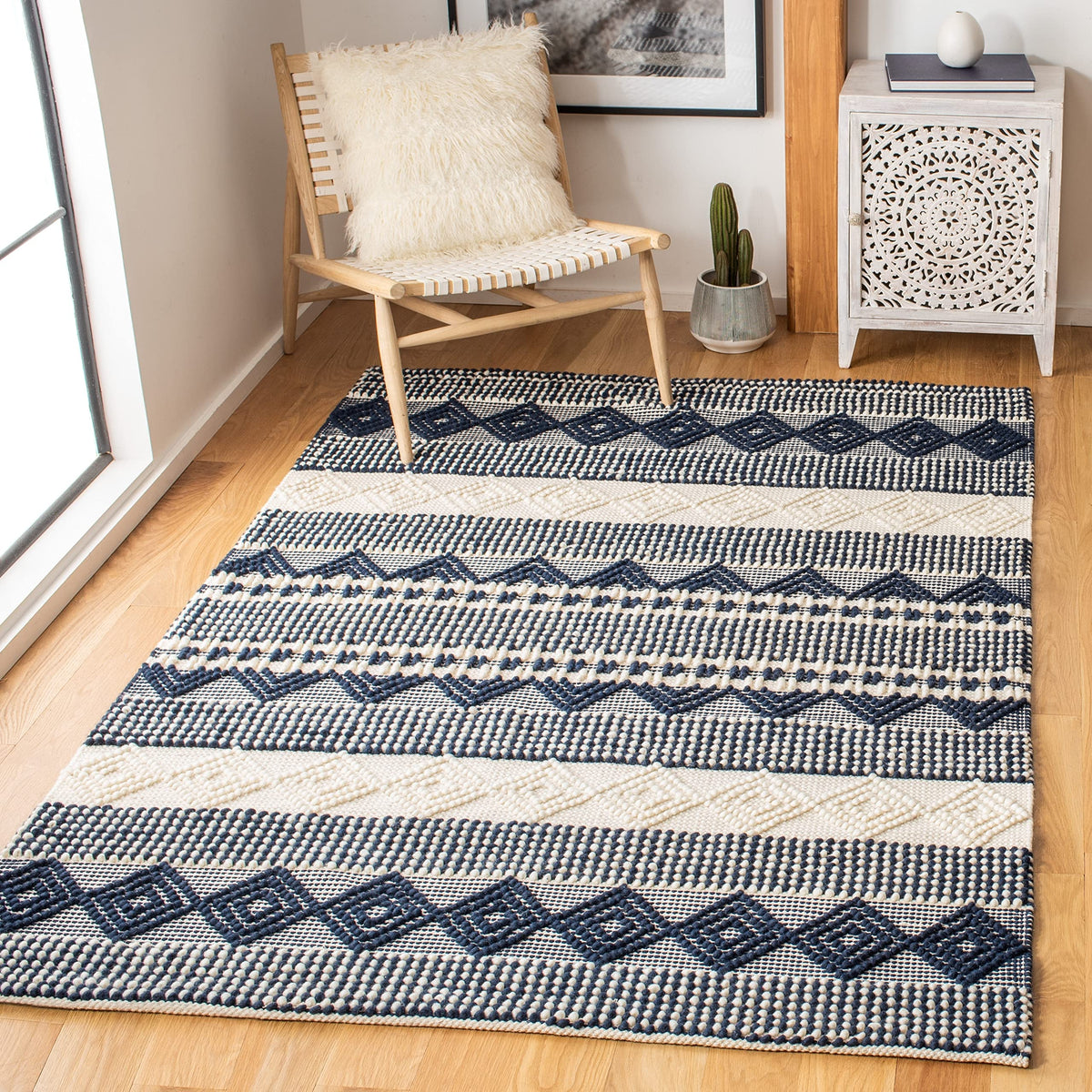 SAFAVIEH Natura Wool Area Rug 3'x5', Soft Plush Boho Grey & Ivory NAT102A