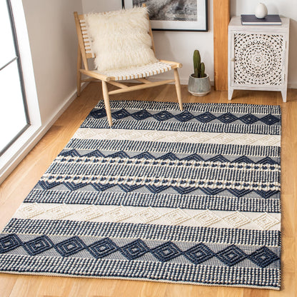 SAFAVIEH Natura Wool Area Rug 3'x5', Soft Plush Boho Grey & Ivory NAT102A