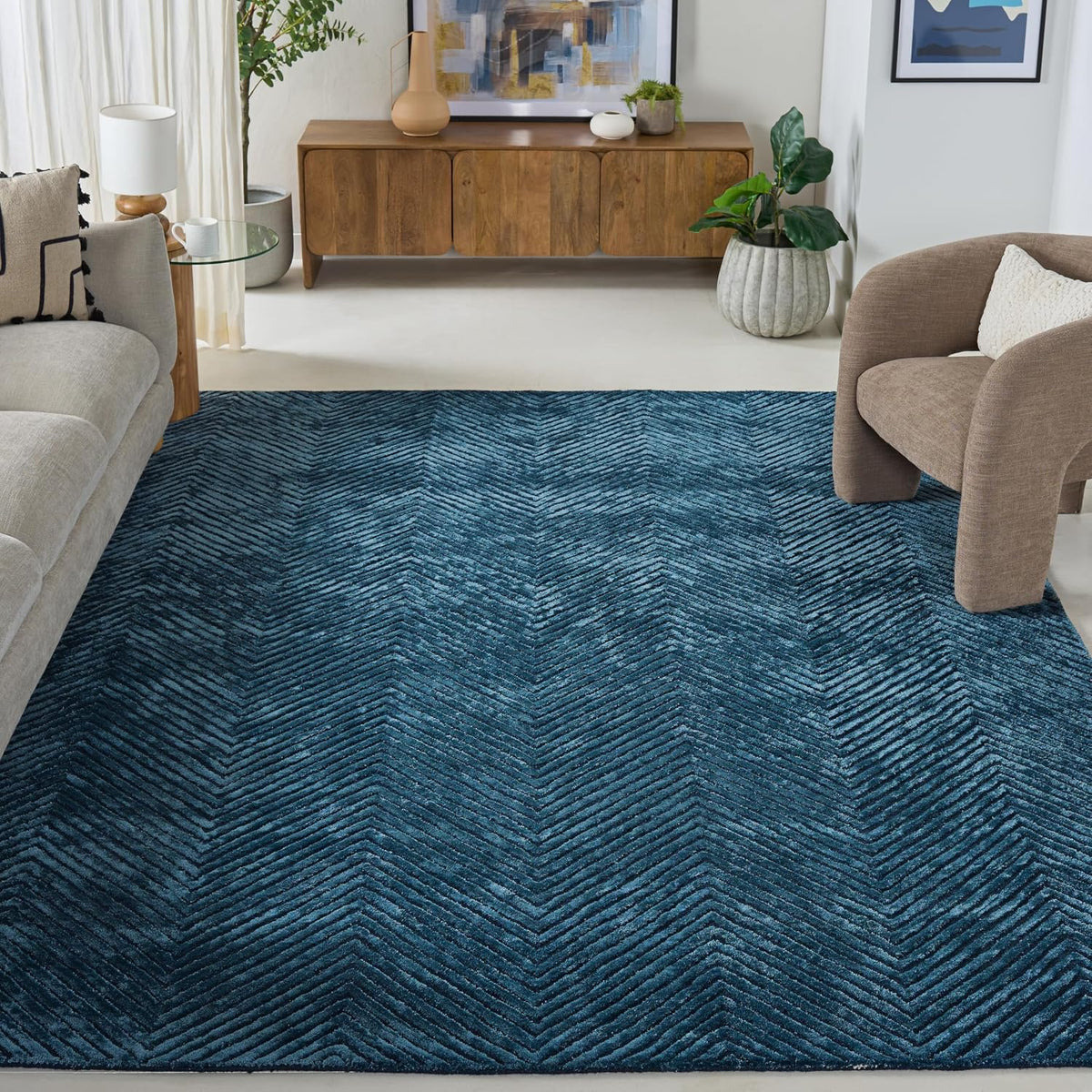 SAFAVIEH Area Rug 8x10 - Glamour Collection - Large - Modern Design, Navy, Handmade Wool Blend, Ideal for Living Room, Bedroom, Dining Space (GLM801N)