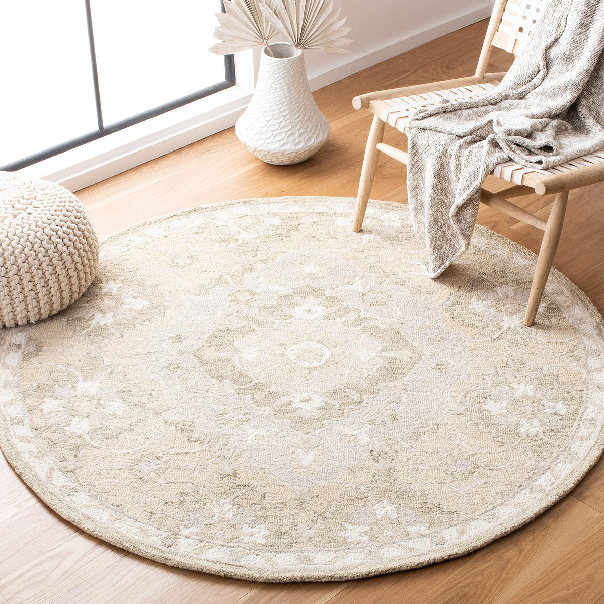 SAFAVIEH Area Rug 8x10 - Micro-Loop Collection - Large - Beige & Grey, Handmade Wool, Ideal for Living Room, Bedroom, Office, Dining Space (MLP377B)