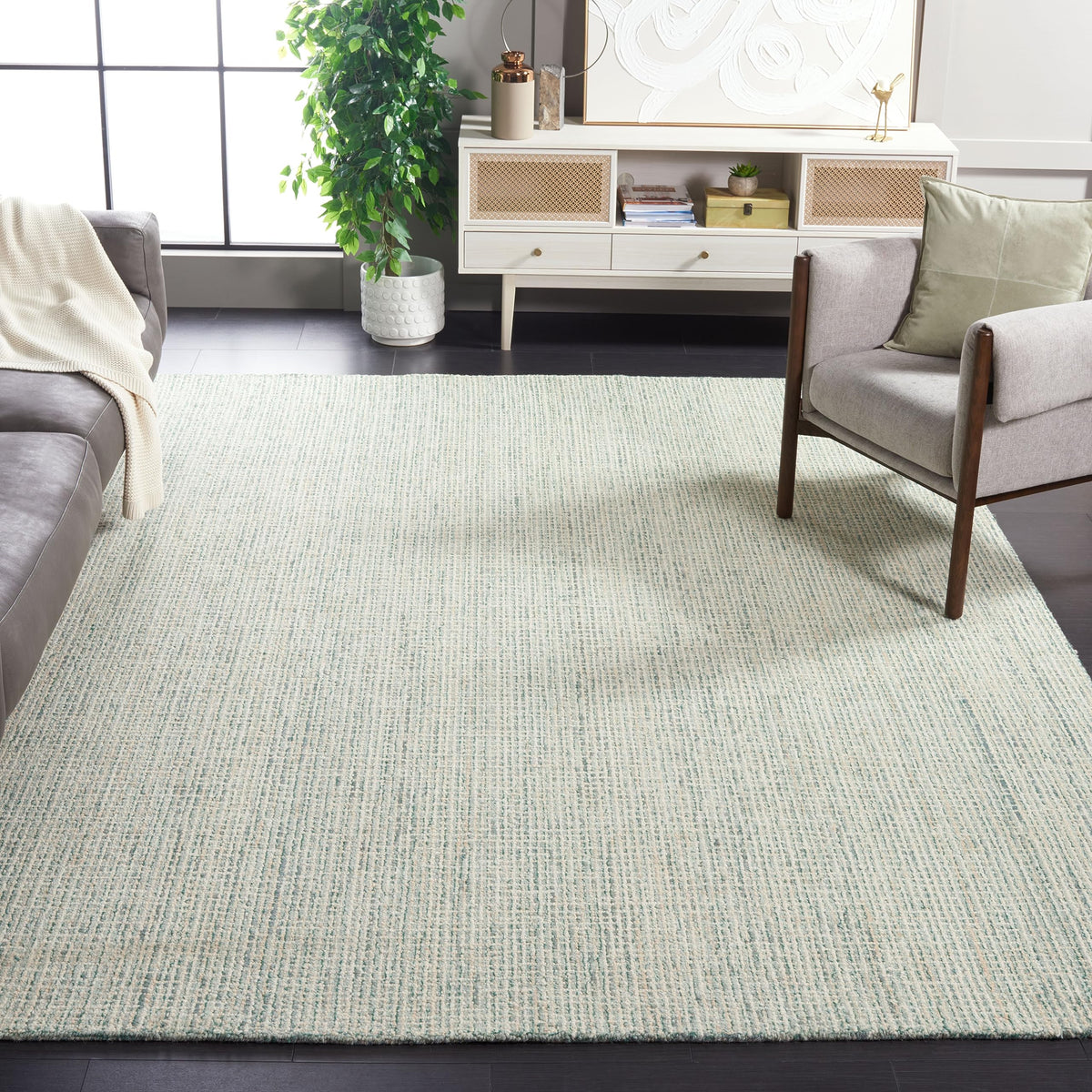 SAFAVIEH Area Rug 8x10 - Abstract Collection - Large - Green & Ivory, Handmade Wool, Ideal for Living Room, Bedroom, Office, Dining Space (ABT484Y)