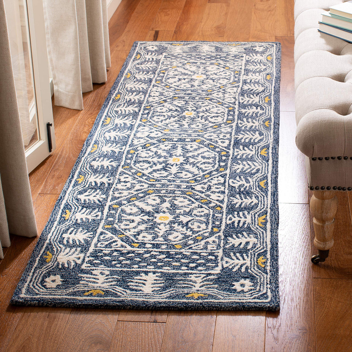 SAFAVIEH Micro-Loop Collection Area Rug - 5' x 8', Blue & Ivory, Handmade Wool, Ideal for High Traffic Areas in Living Room, Bedroom (MLP619M)