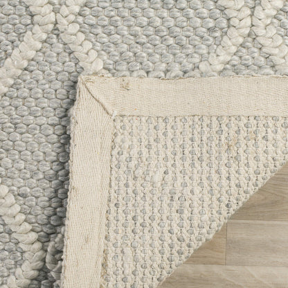 SAFAVIEH Natura Area Rug 4x6, Wool Knotted Ivory & Ivory NAT310A