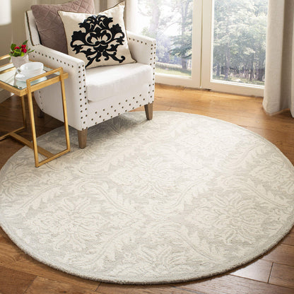 SAFAVIEH Micro-Loop Collection Area Rug - 5' x 8', Blue, Handmade Damask Wool, Ideal for High Traffic Areas in Living Room, Bedroom (MLP513M)