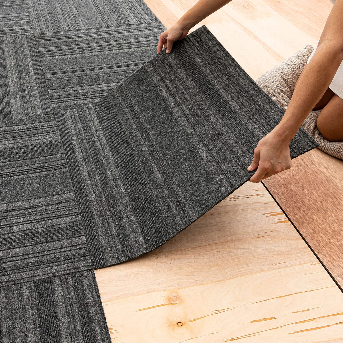 Mohawk Home 24" x 24" Indoor/Outdoor 0.25" Pile Height, Peel and Stick Carpet Tile, Grey Polyester, (15 Tiles) (60 sqft/Box)